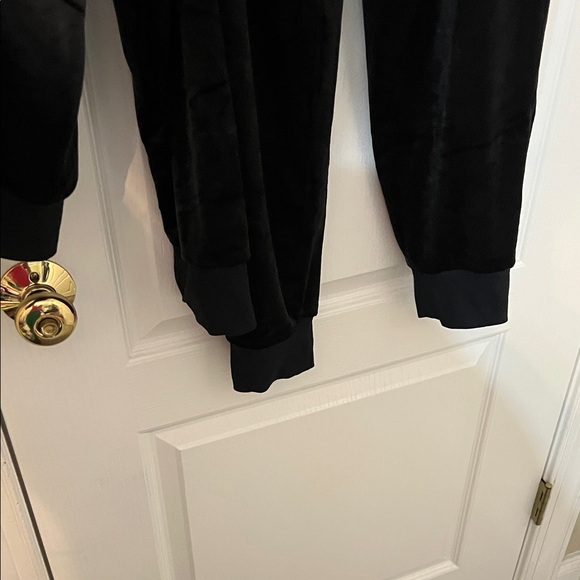 Felina Black Track Pants & Joggers Set - Picture 5 of 7